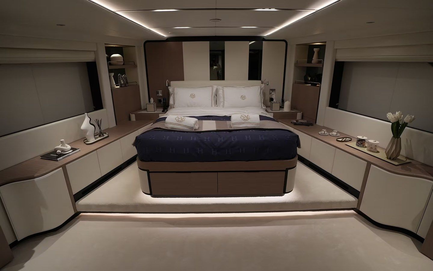 GEULUNEL - Majesty Yachts yacht sale