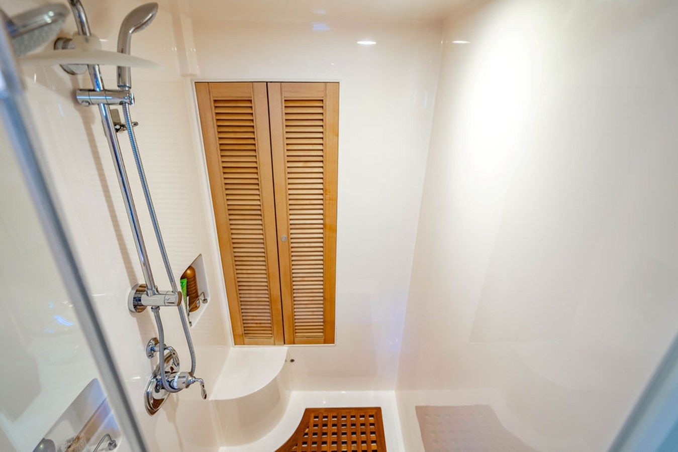 Купить яхту Never Better 2015 в Shestakov Yacht Sales