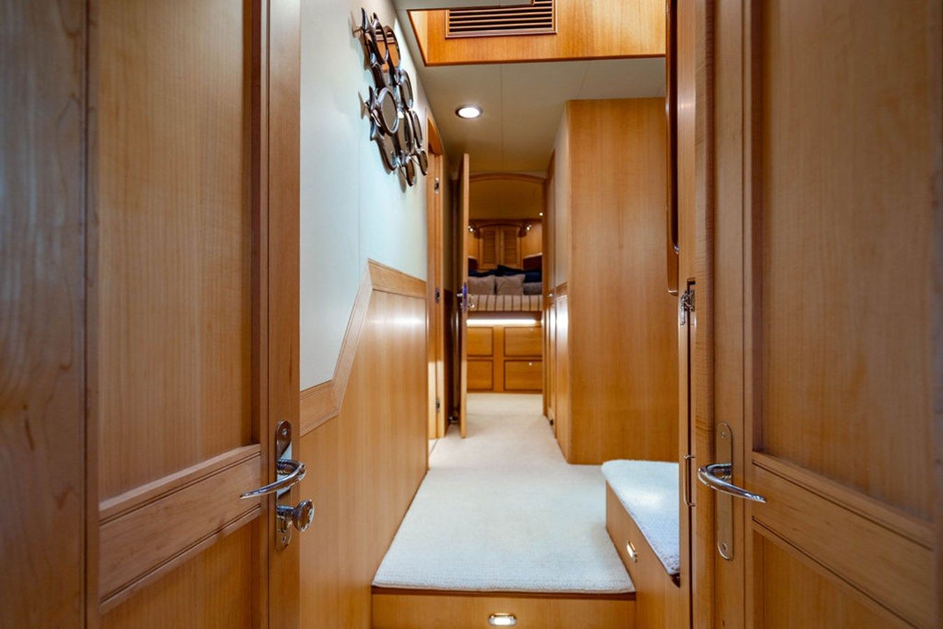 Купить яхту Never Better 66E-CB в Shestakov Yacht Sales