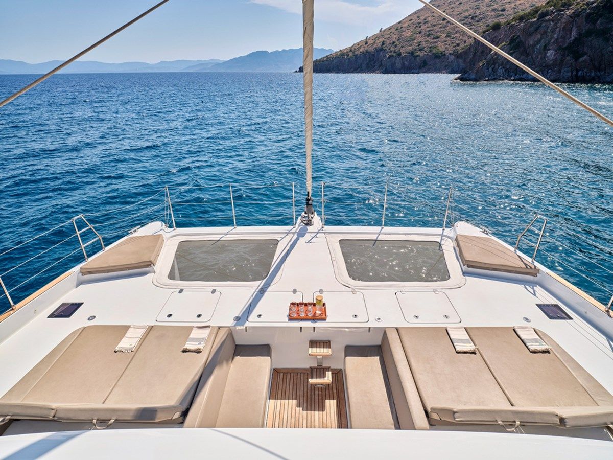 Купить яхту ADARA - SUNREEF в Shestakov Yacht Sales