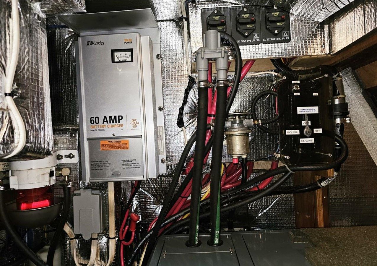 Buy a yacht Sea Lark 2006