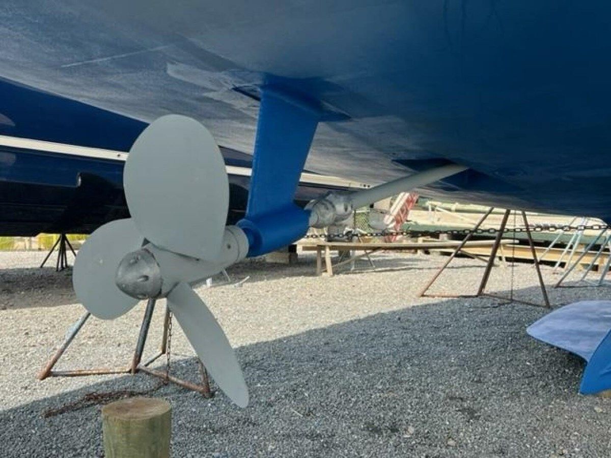 Buy a yacht Aeolus 2007