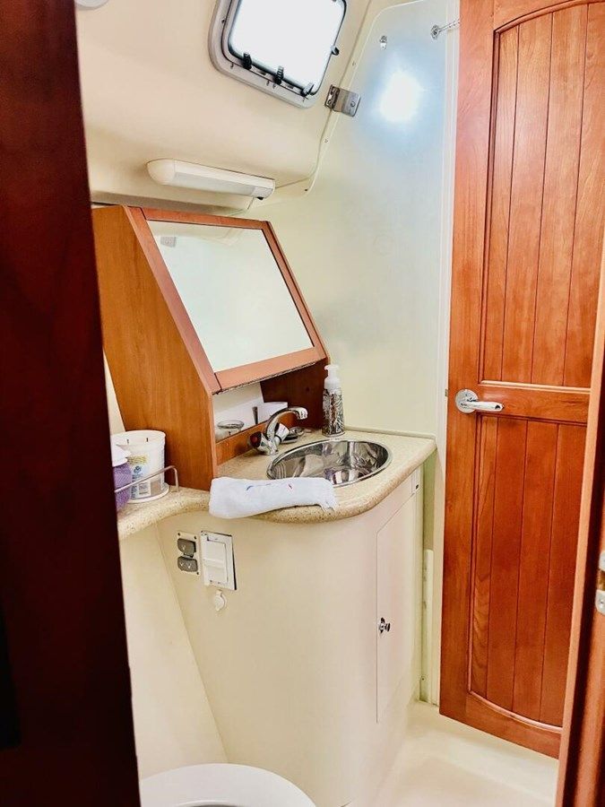 best yacht sales deals Aeolus 2007