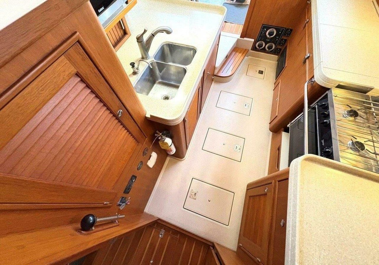 best yacht sales deals Calliope 485