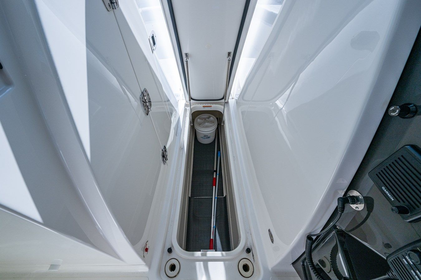 Buy a NEVER SAY NEVER 34LX at Shestakov Yacht Sales