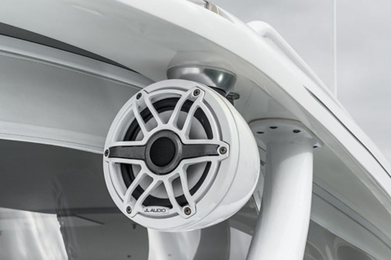 Продажа яхты R&R 5 - Intrepid