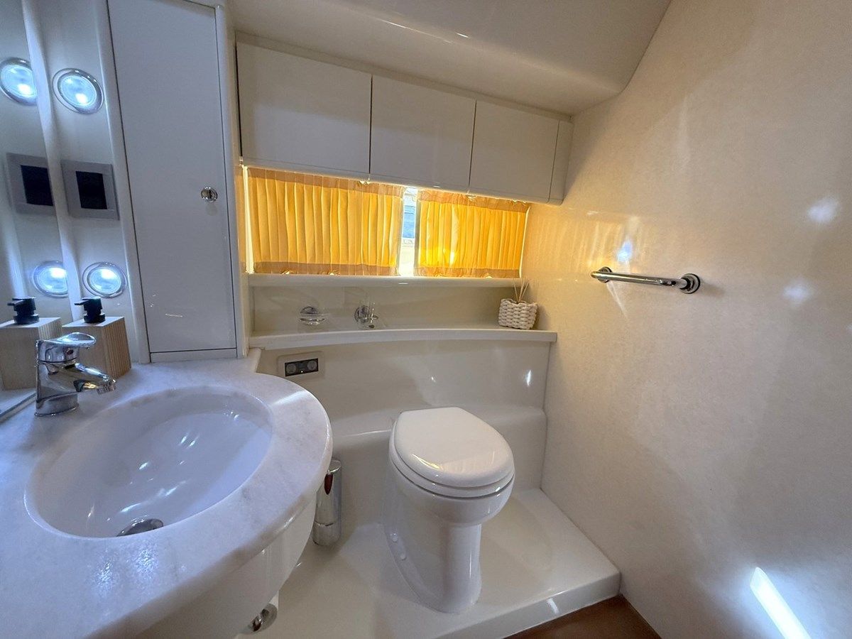 best yacht sales deals MY KOSMOS II 2006