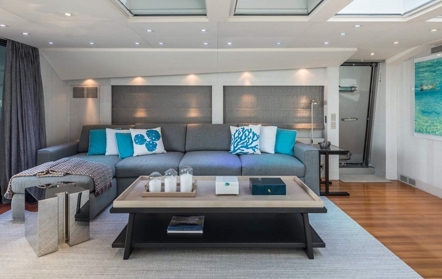 Buy a yacht LUCKY ME 2010