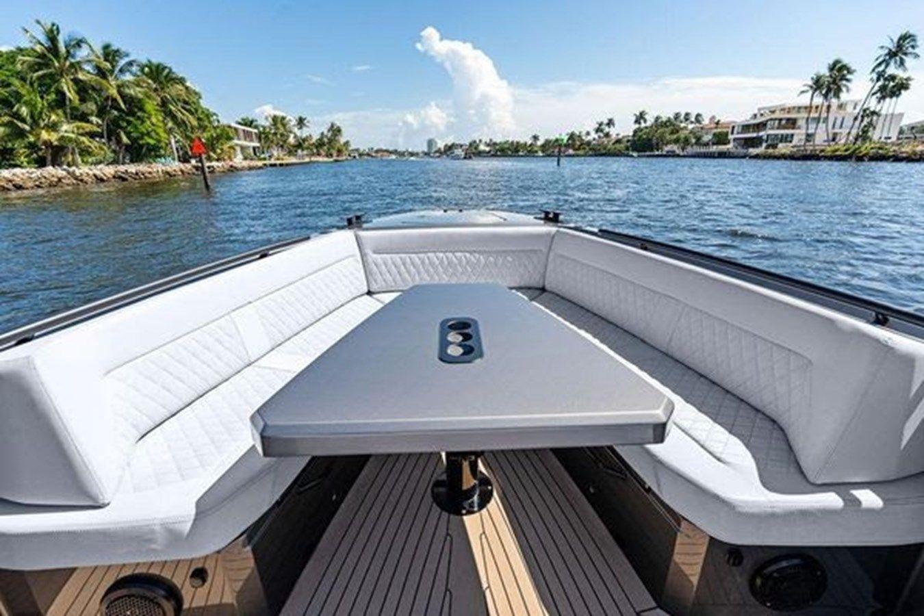 Купить яхту Not His - VANQUISH YACHTS в Shestakov Yacht Sales