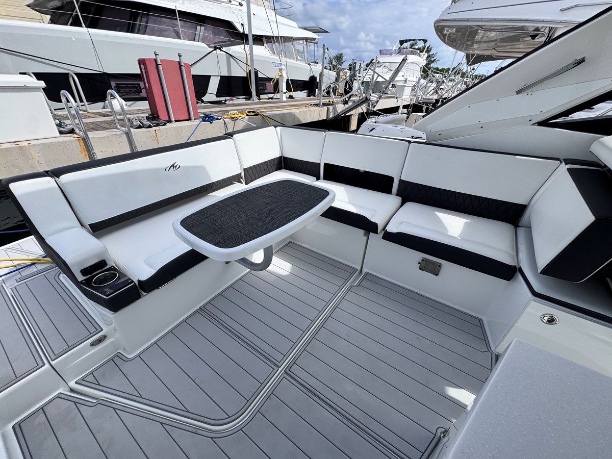 Buy a 2021 Monterey 378 Super Express - MONTEREY at Shestakov Yacht Sales