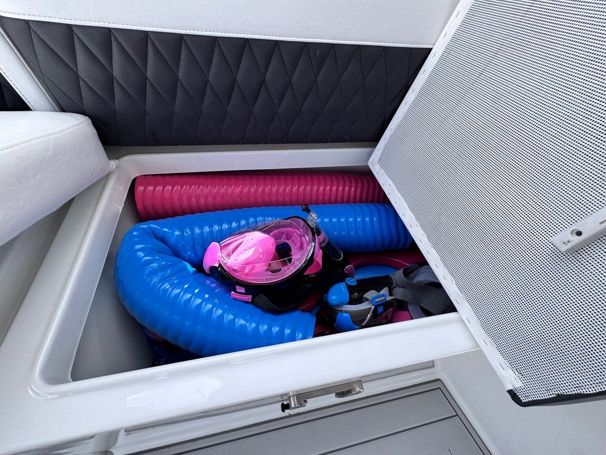 best yacht sales deals 2021 Monterey 378 Super Express 378 SE