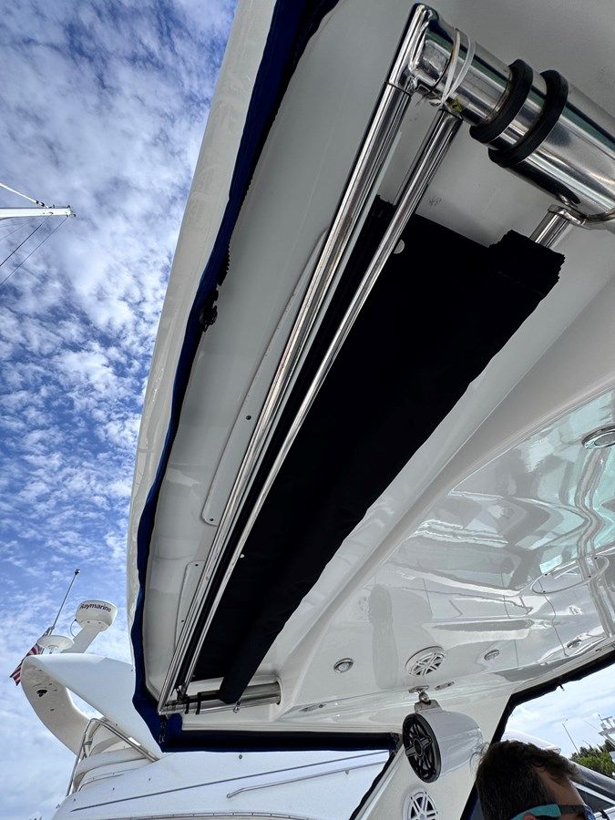 Buy a yacht 2021 Monterey 378 Super Express