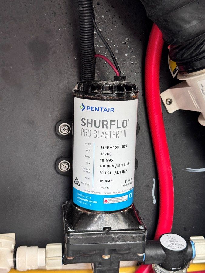 Buy a 2021 Monterey 378 Super Express 37 at Shestakov Yacht Sales