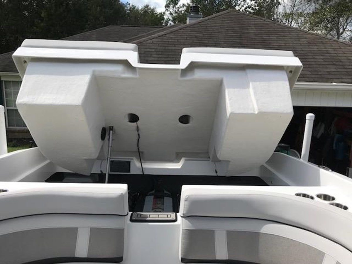 Buy a RNK96613G718 2018 at Shestakov Yacht Sales