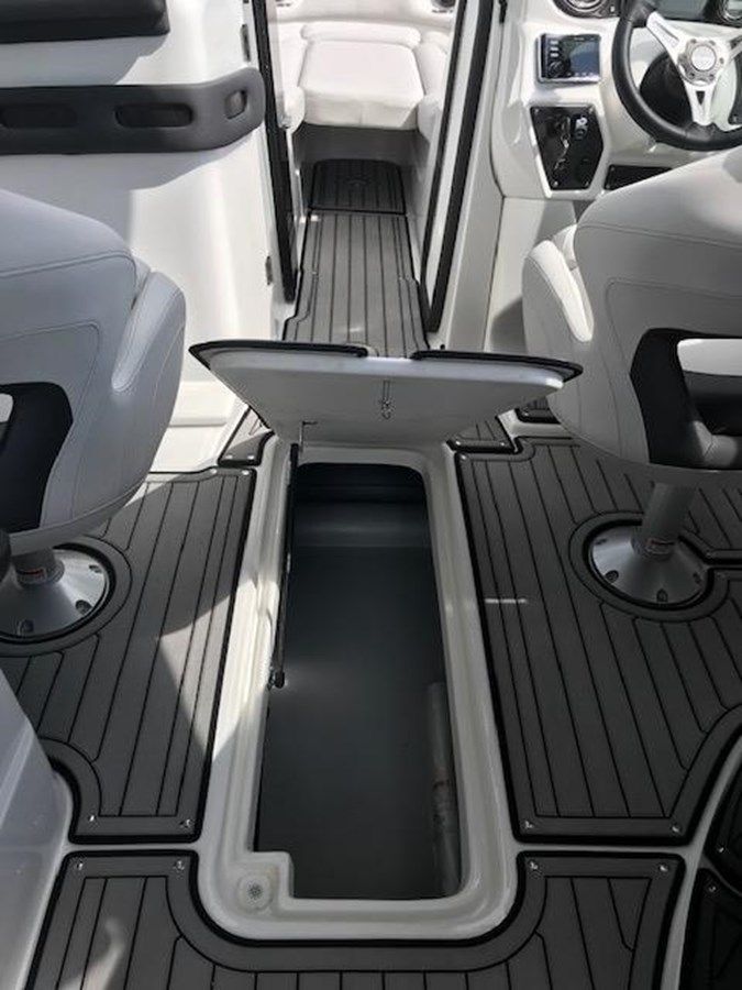 Buy a yacht RNK96613G718 29QX