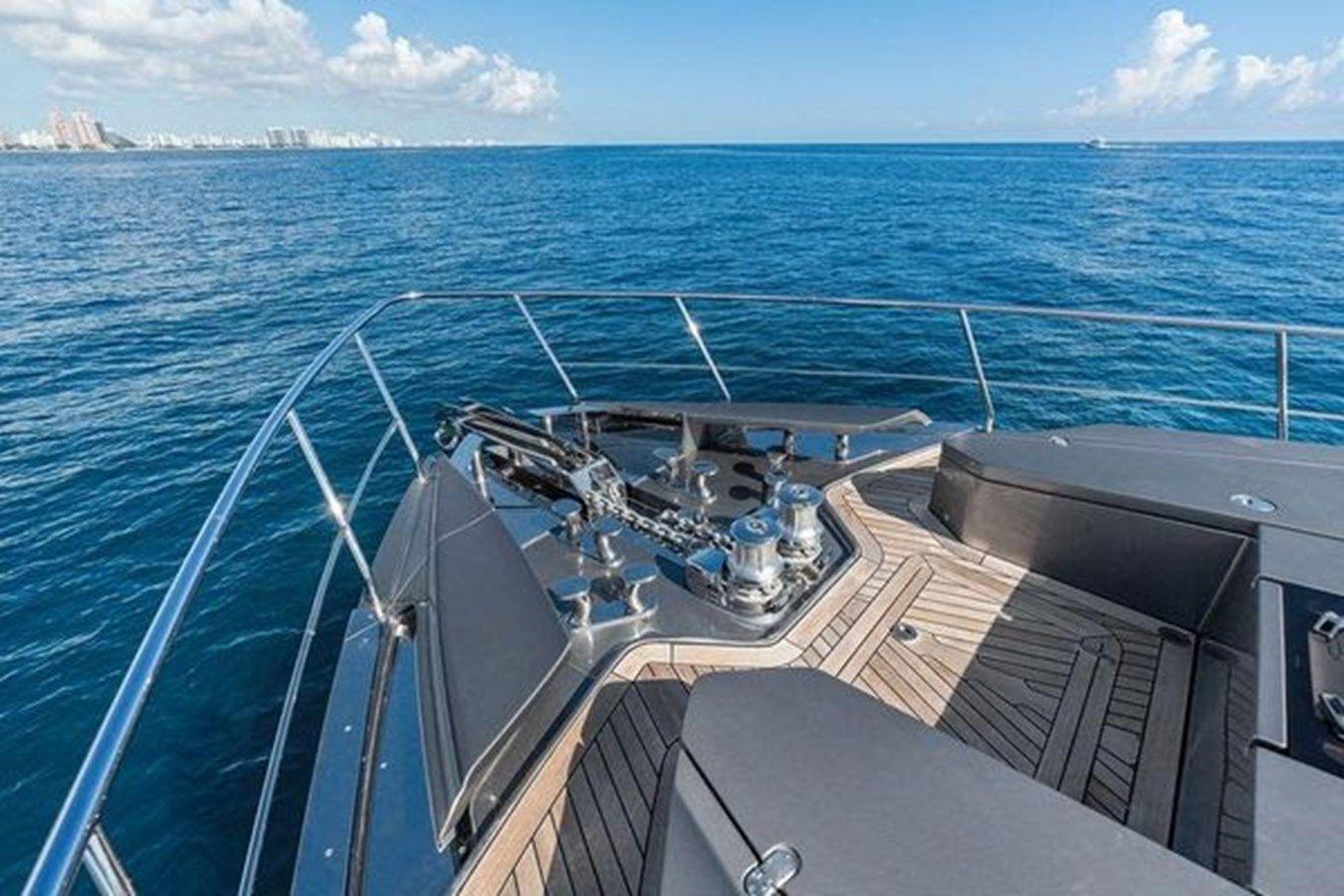 One Spin 3 - PERSHING yacht sale
