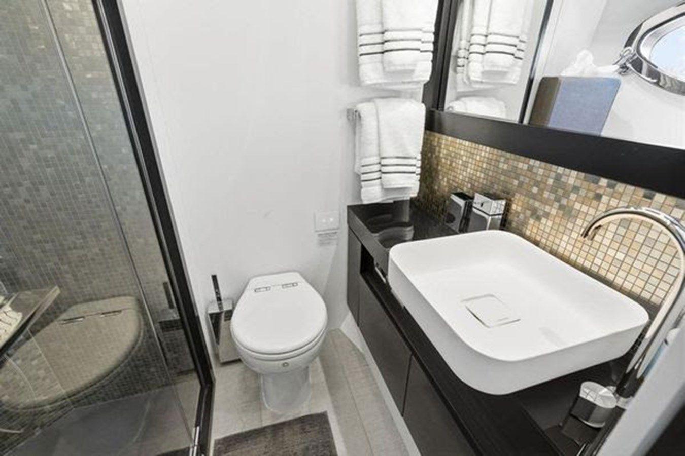 One Spin 3 - PERSHING