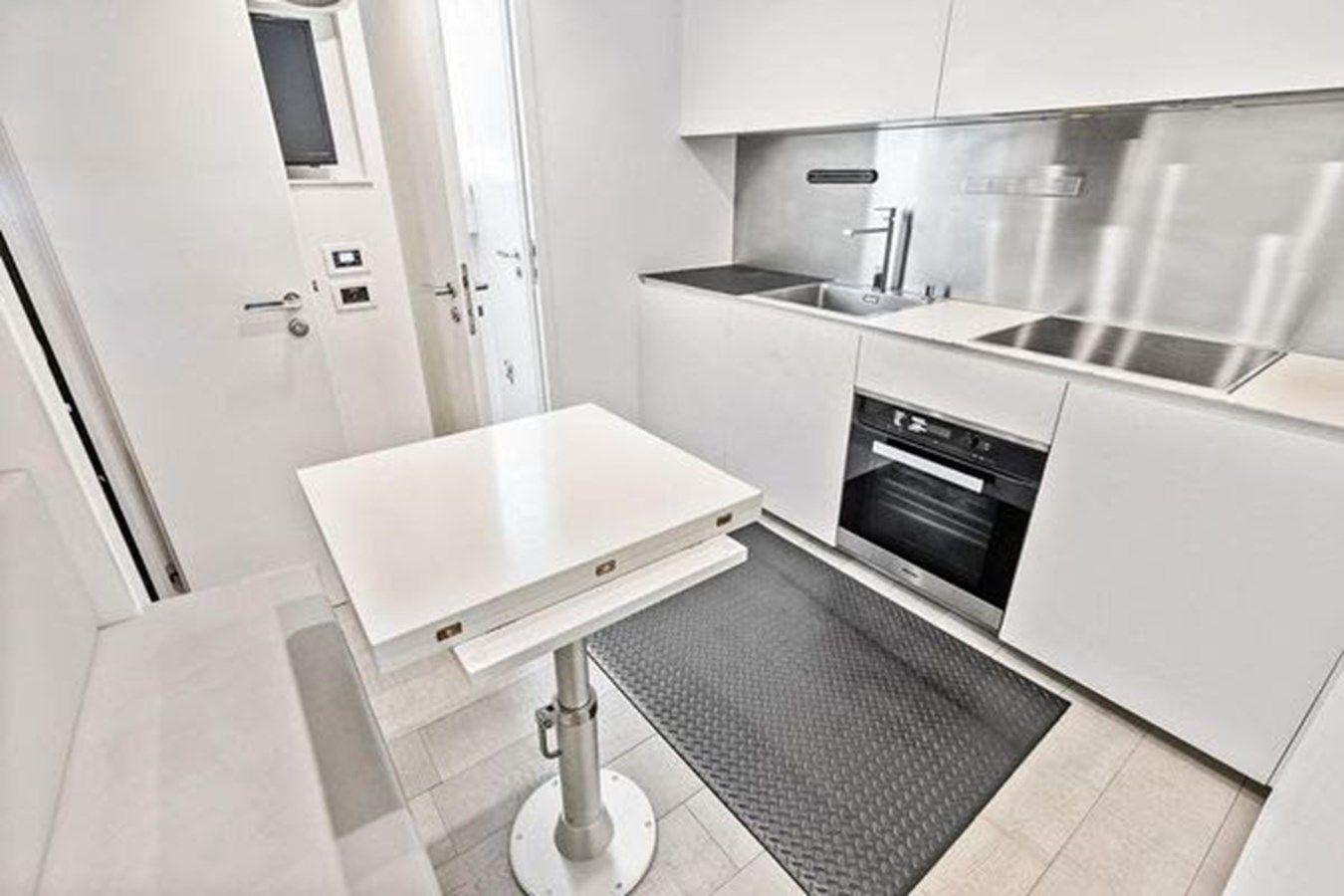 Лучшие предложения покупки яхты One Spin 3 - PERSHING