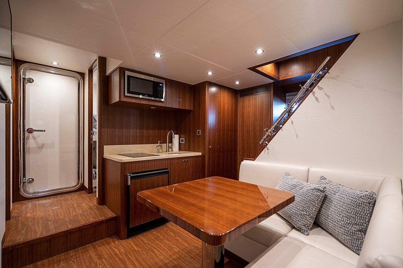 the best price on PALADIN - Ocean Alexander