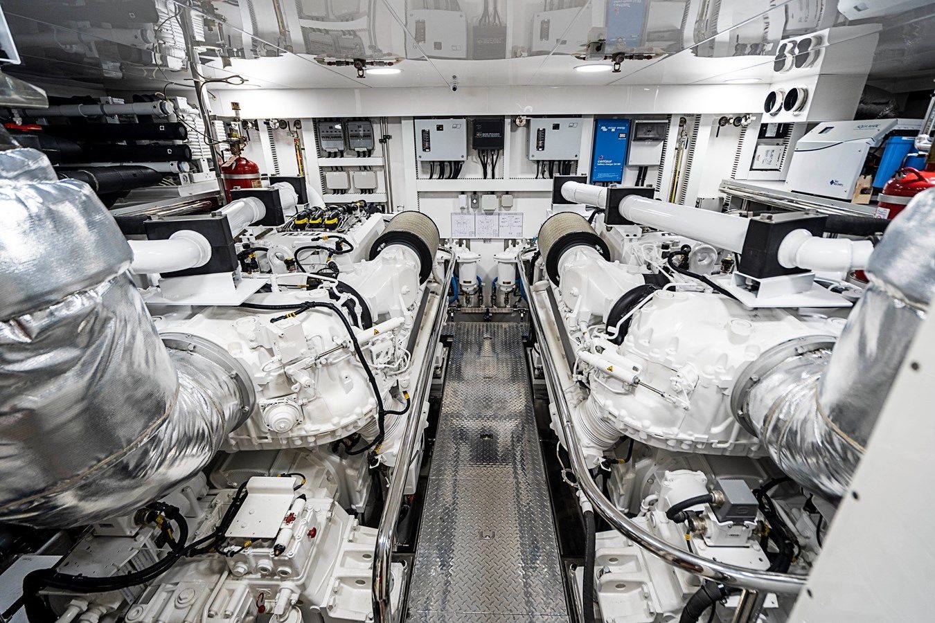 Buy a yacht PALADIN 100