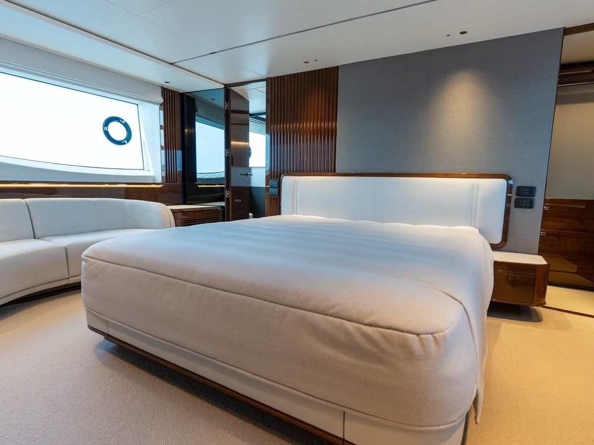 Купить яхту Princess S80 - PRINCESS в Shestakov Yacht Sales