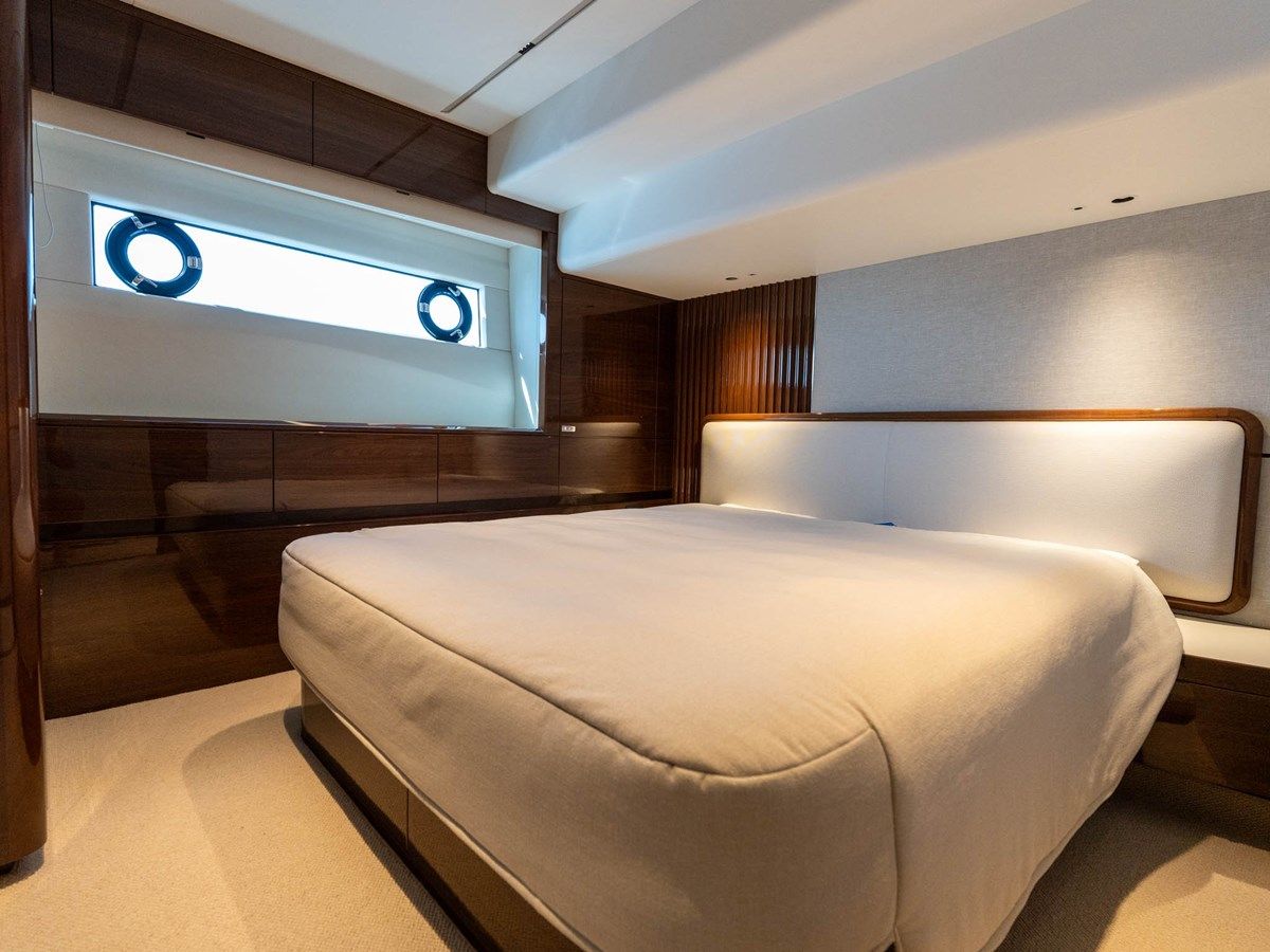 best yacht sales deals Princess S80 S80