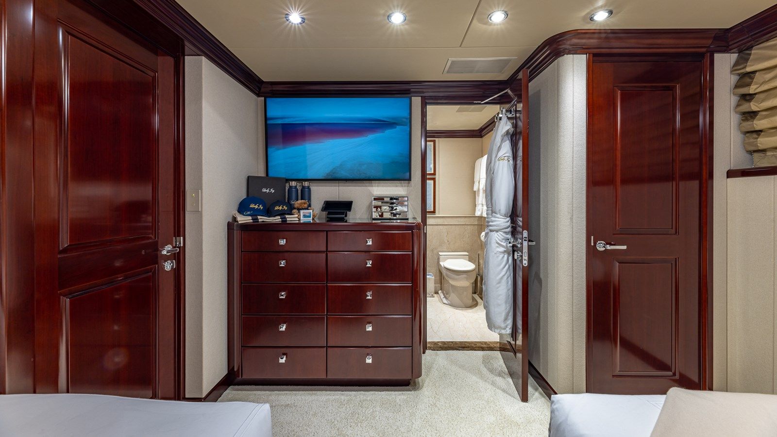 Buy a yacht LADY JOY