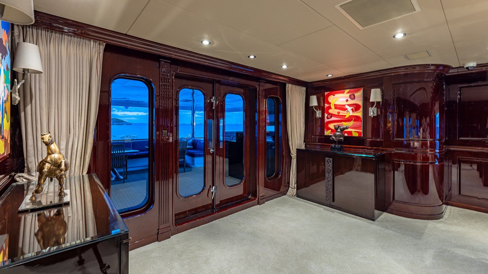 Buy a yacht LADY JOY 2007