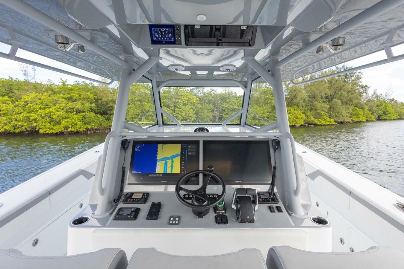 Купить Yellowfin 2026