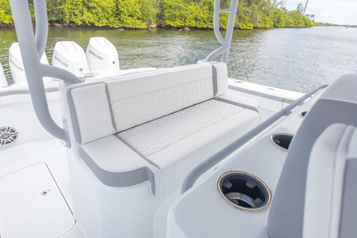 Лучшая цена на Yellowfin 42