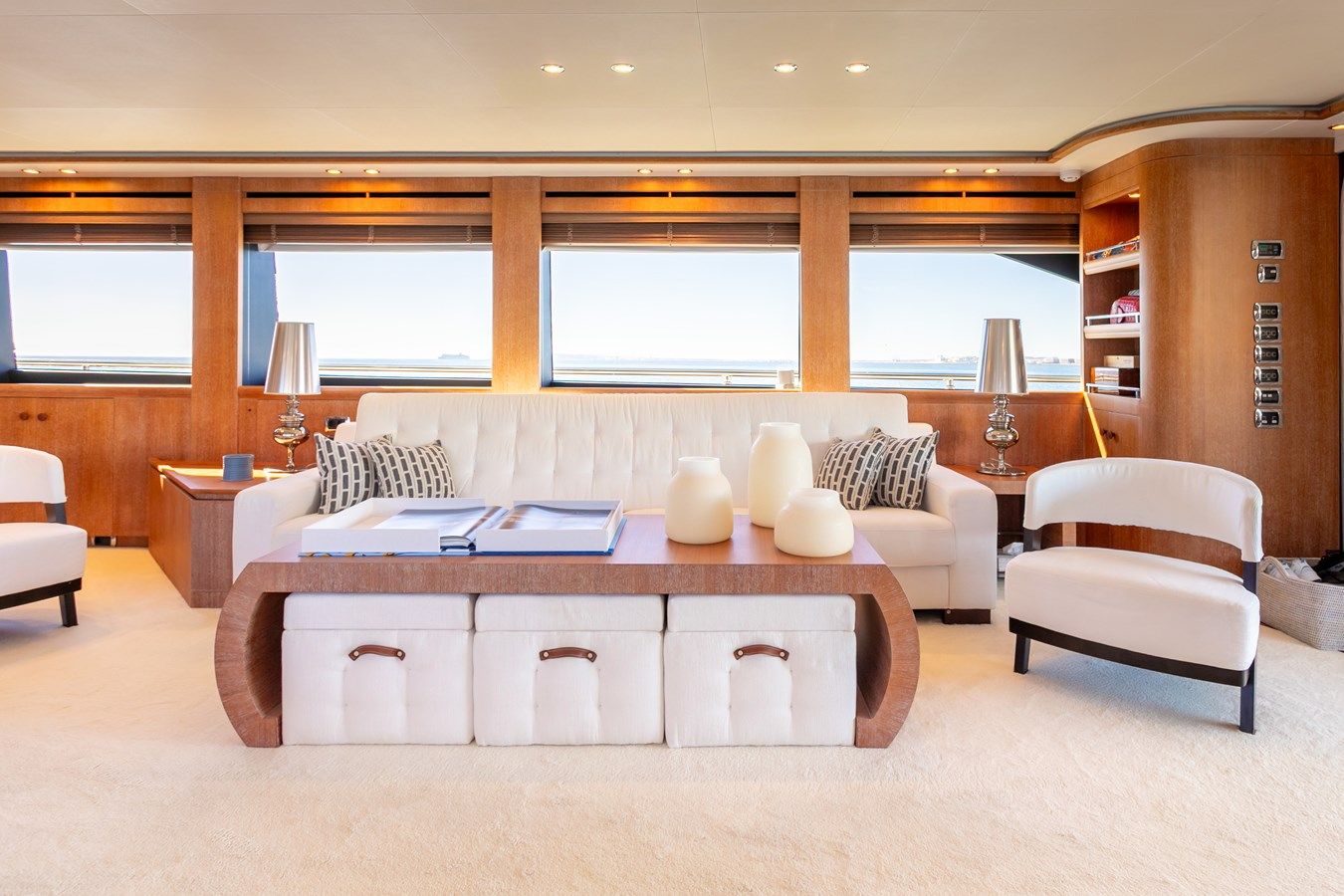 Стоимость яхты B TWO 2010