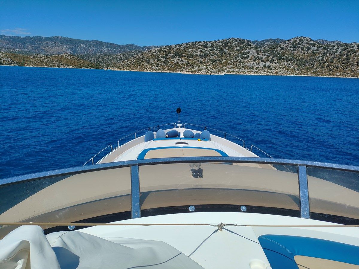 Лучшая цена на Sunseeker 82 Yacht 82