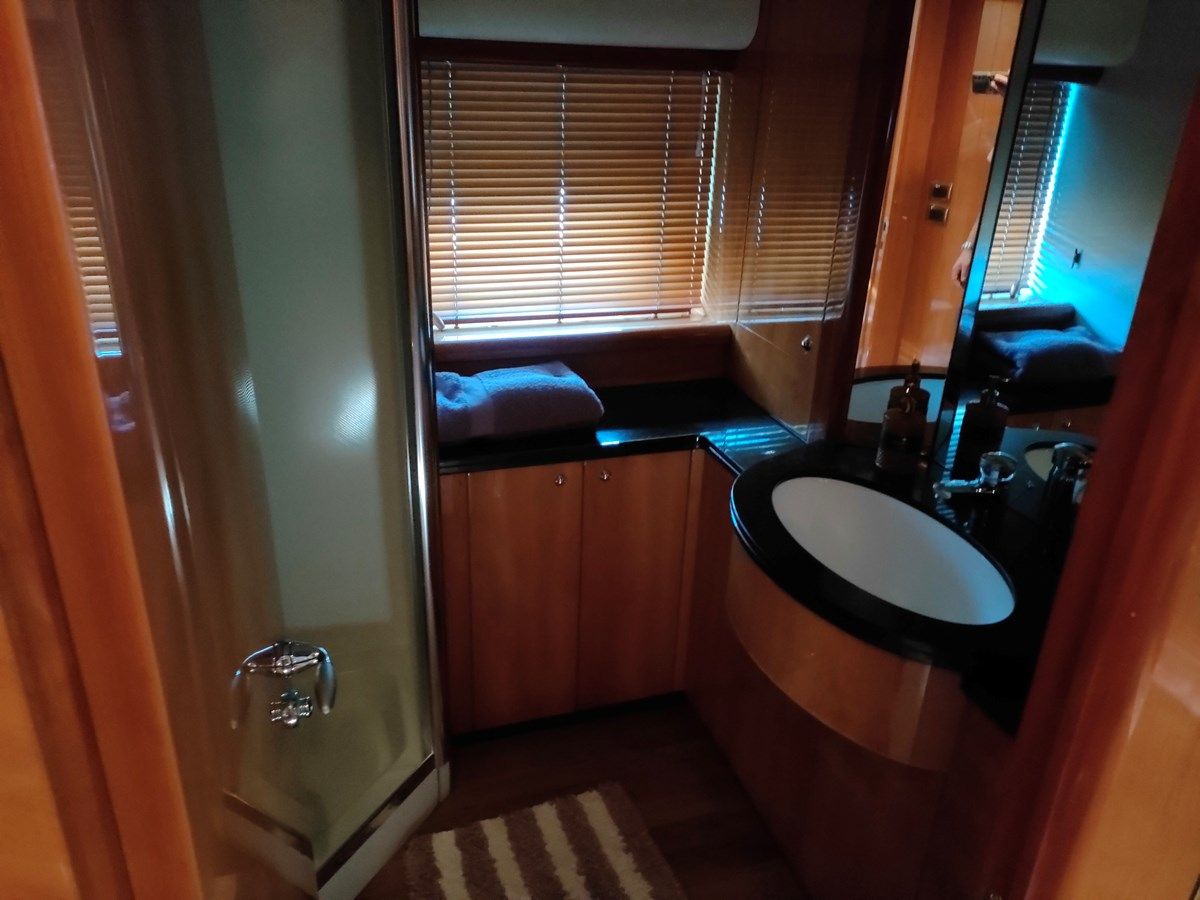 Лучшая цена на Sunseeker 82 Yacht 2004