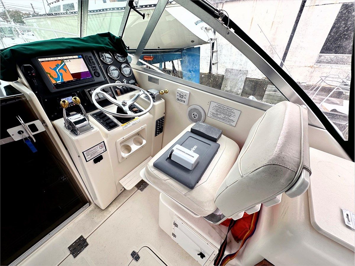 Buy a 30' Pursuit 1998 Offshore - PURSUIT BOATS at Shestakov Yacht Sales