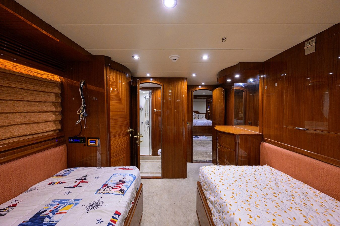 MISS DUNIA - Hargrave price