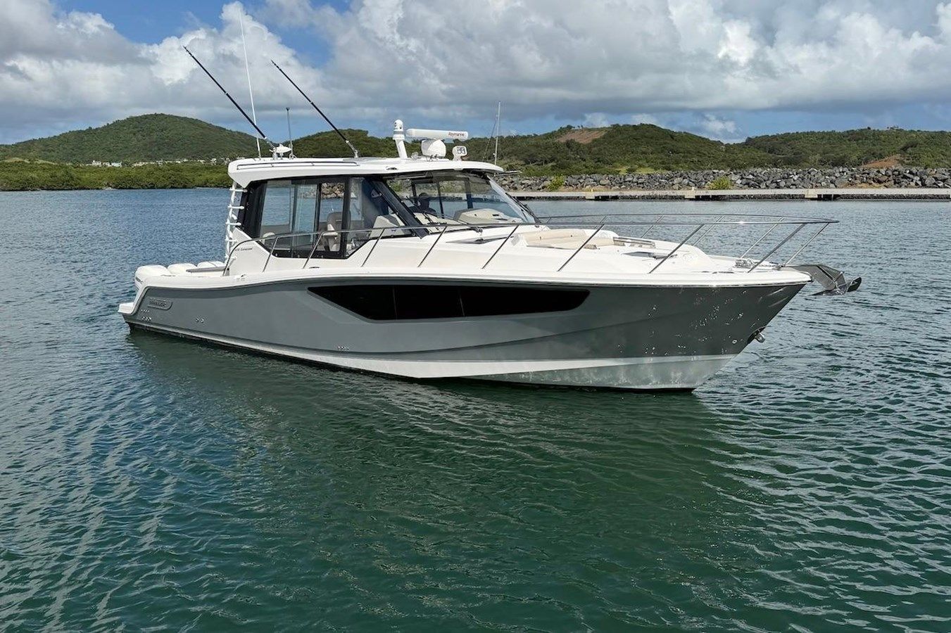LA GRISSELLE - Boston Whaler yacht sale