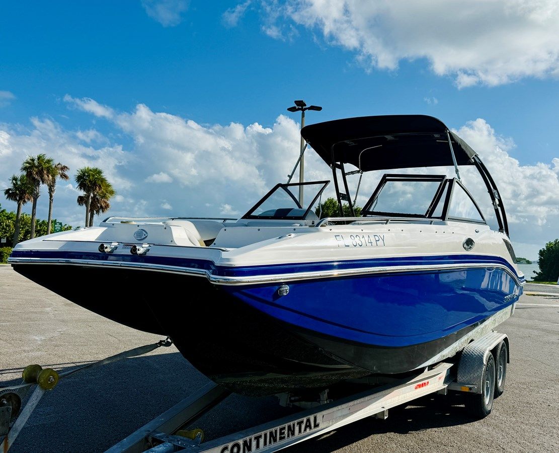 Стоимость яхты str38625d515 Crossover 250 SCX OB