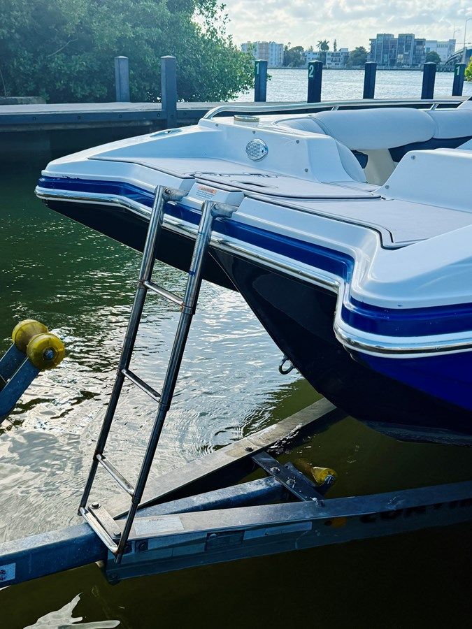 Продажа яхты str38625d515 2015