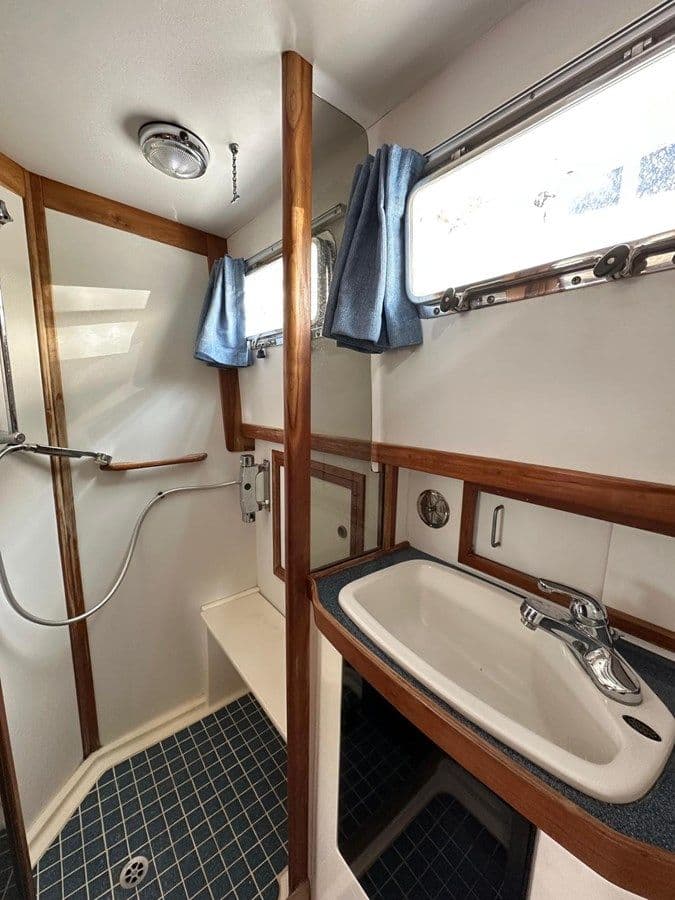 Лучшие предложения покупки яхты PAPYRUS 47