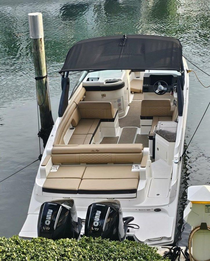 Buy a yacht Frisky 2018