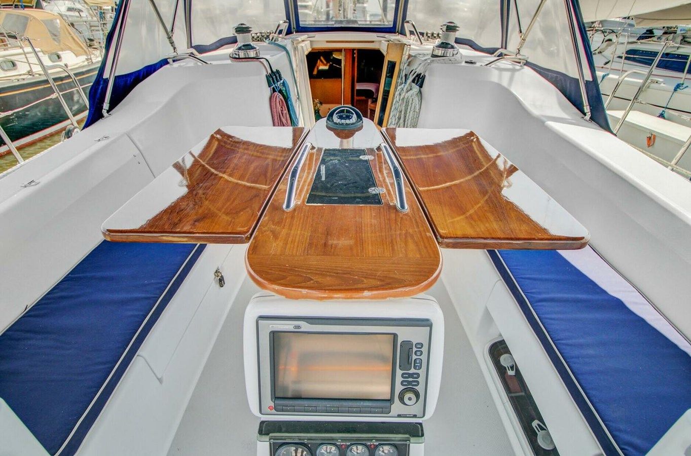 Buy a Advocate 445 at Shestakov Yacht Sales