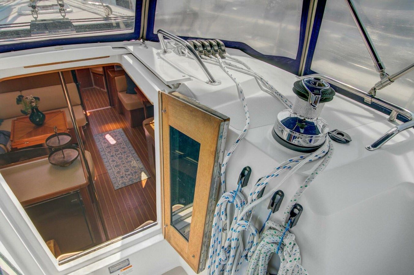 Buy a yacht Advocate - Catalina Yachts