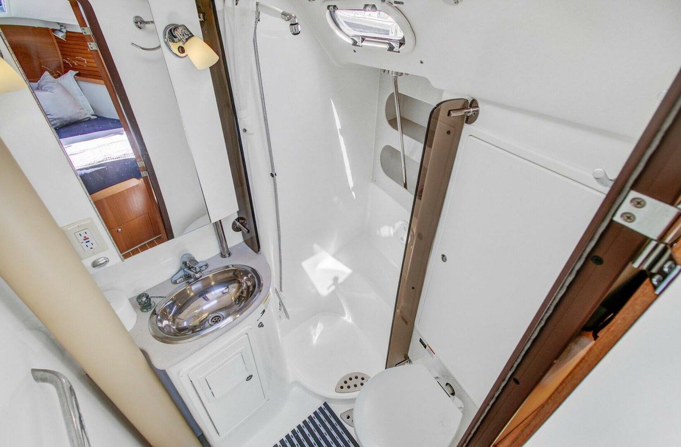 Buy a Advocate 44 at Shestakov Yacht Sales