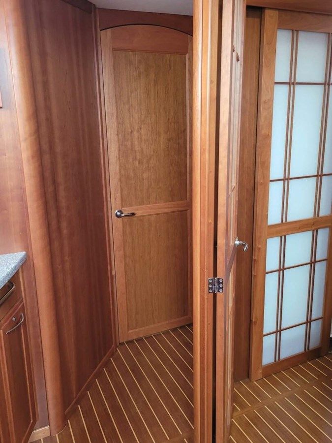 Лучшие предложения покупки яхты The Dark Side 48 Salon Express