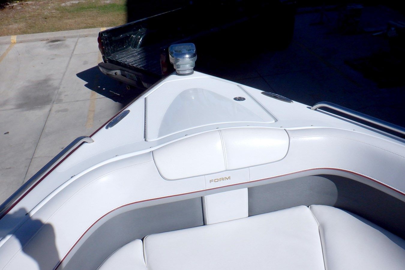 Купить яхту Ship Faced 350 Crossover Bowrider в Shestakov Yacht Sales