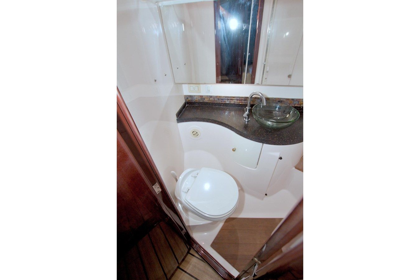 best yacht sales deals Serenity in the Sea