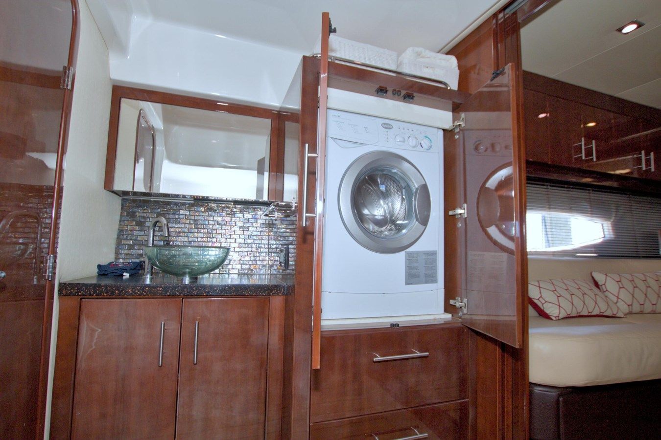 the best price on Serenity in the Sea 2014