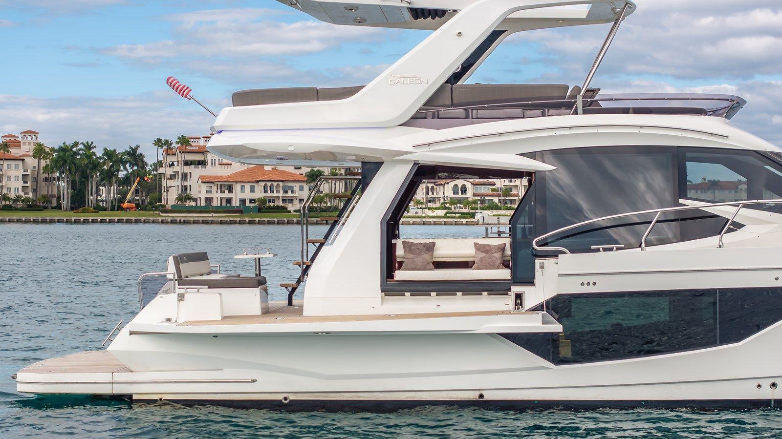 the best price on INFINITY 53