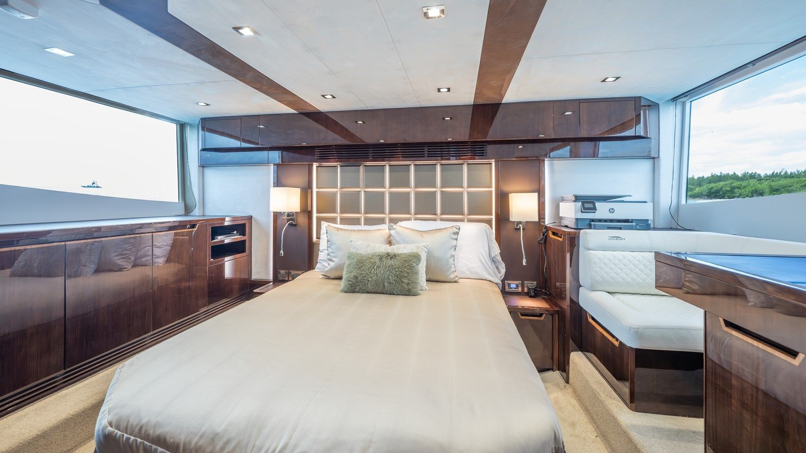 Buy a INFINITY 53 at Shestakov Yacht Sales