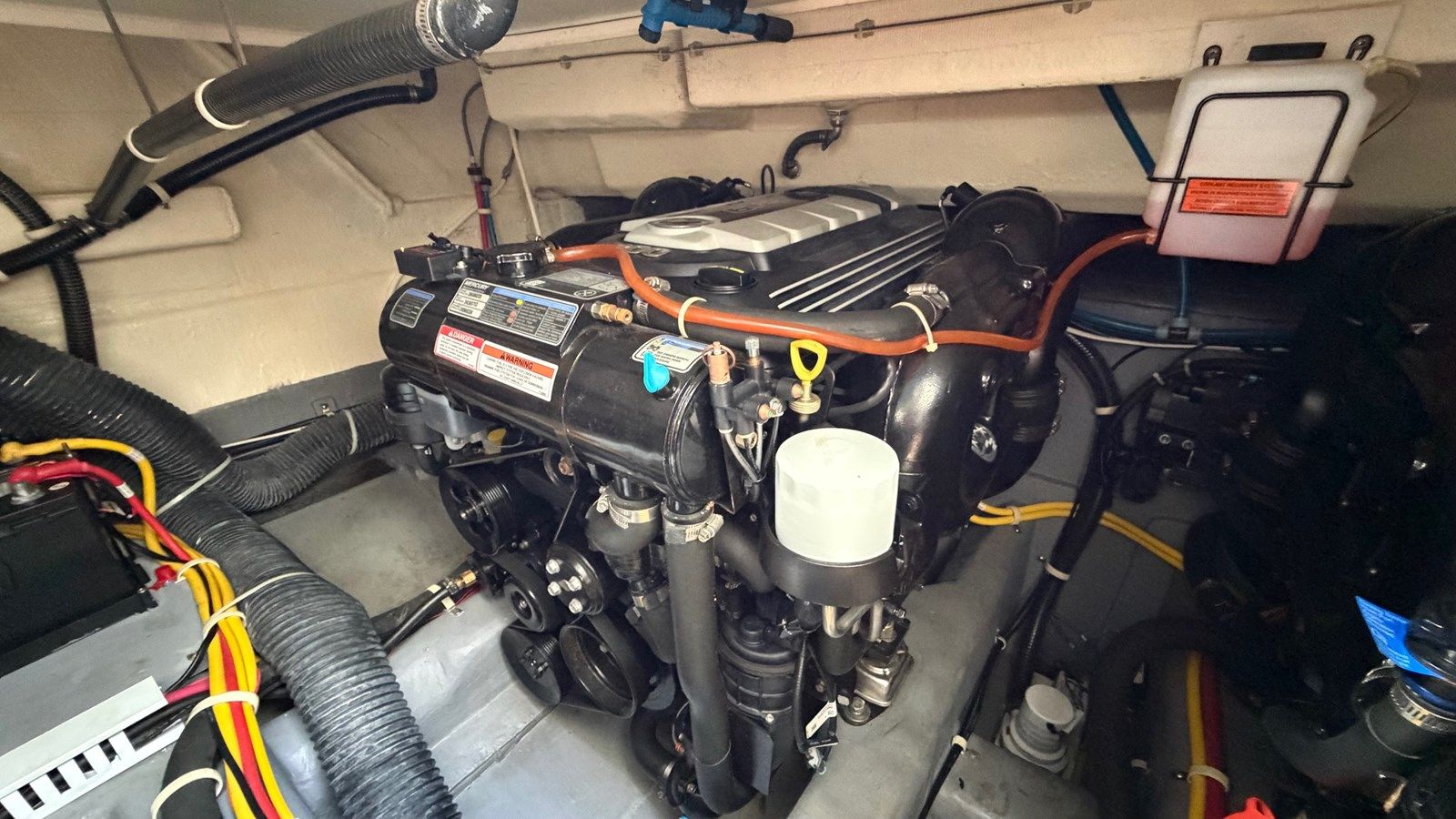 Стоимость яхты MJ 34